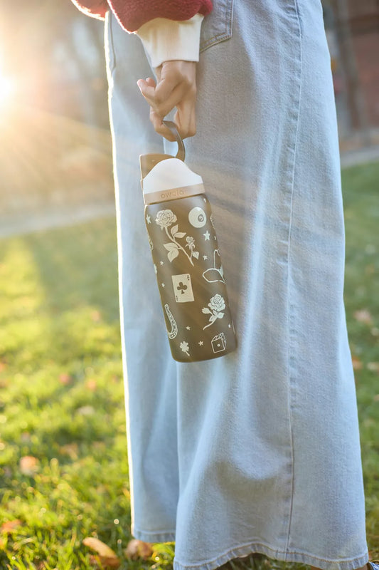 Owala UO Exclusive FreeSip 32 oz Water Bottle